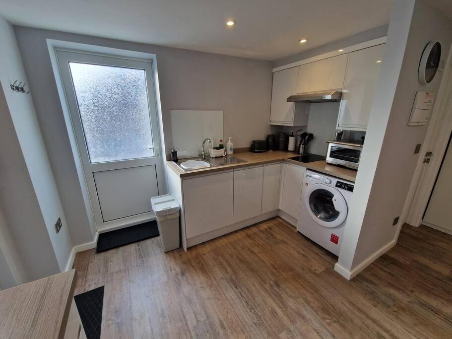 The Patch Apartment Brighton Bagian luar foto